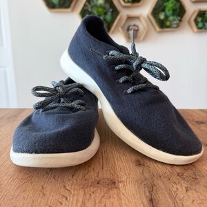Allbirds Men's Wool Runners - Navy / Cream - Size 9